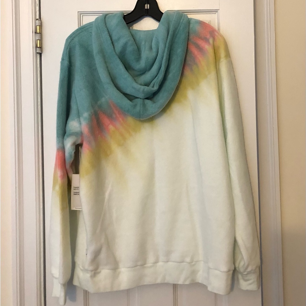 Limited Edition Kristin Cavallari x Feat Blanket Hoodie in Tie Dye RetroStripe - Picture 14 of 17
